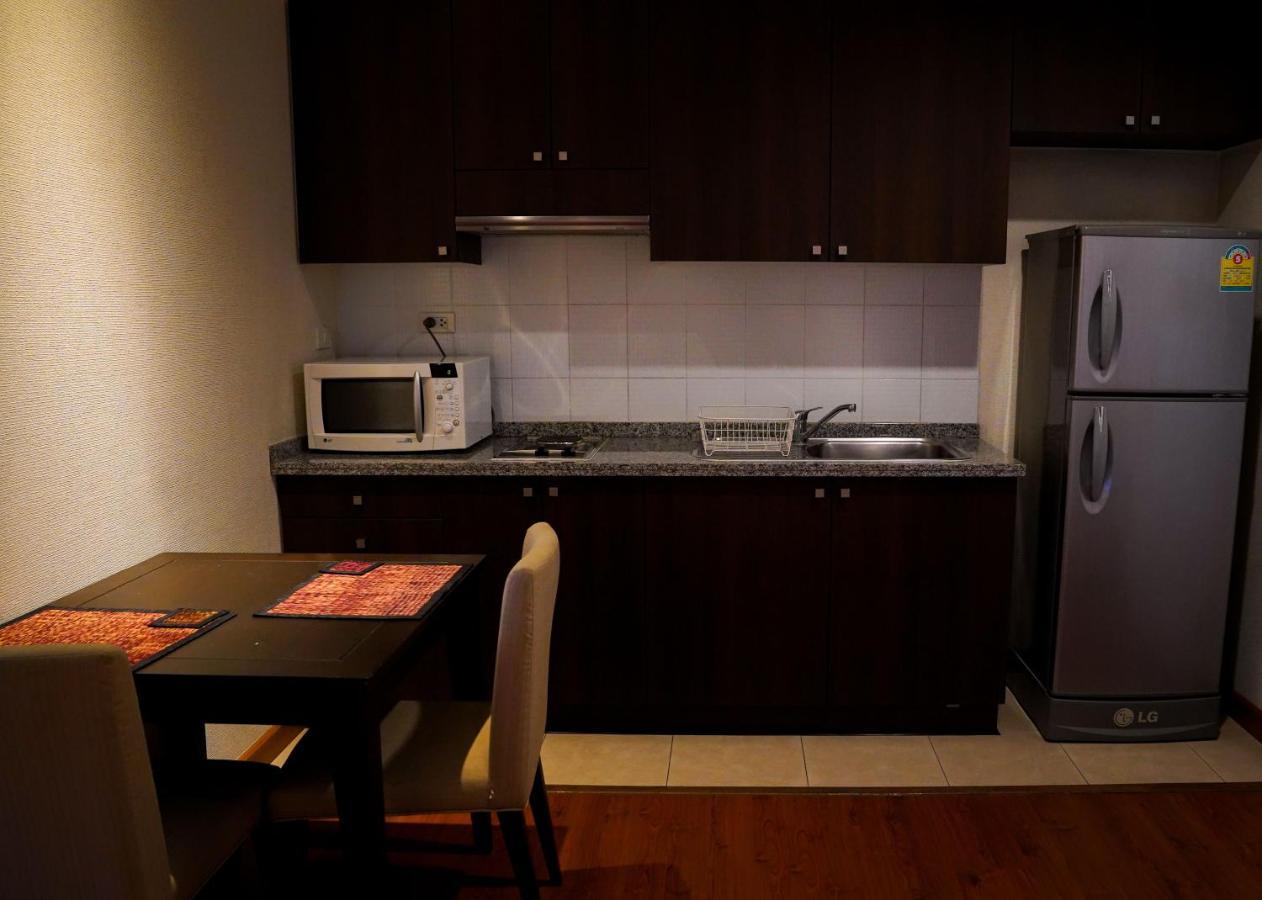 Siam Bright Suite Bangkok Exterior photo